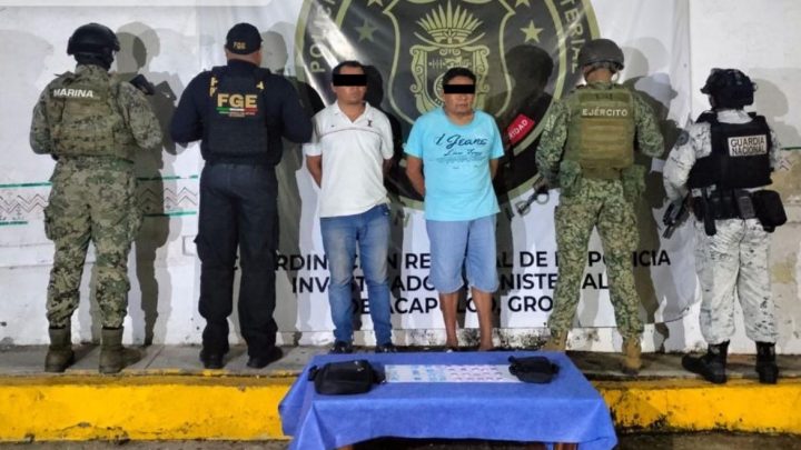 #FGEGuerrero detiene en flagrancia a dos miembros de “Los Rusos” Acapulco