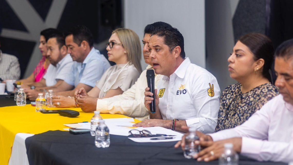Rinde Evodio informe de 180 días al frente del PRD Guerrero; el partido es uno de los principales impulsores del bloque nacional de izquierda