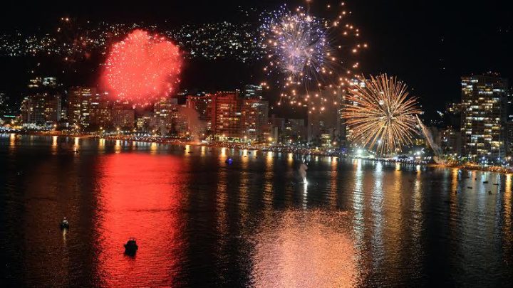 Acapulco despide el 2024 con fiesta, música y esperanza de recuperación turística