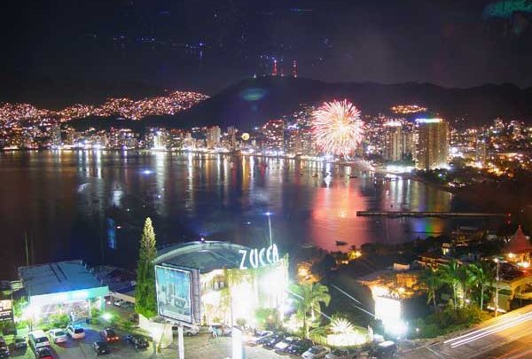 Navidad en Acapulco: actividad turística moderada tras dos huracanes