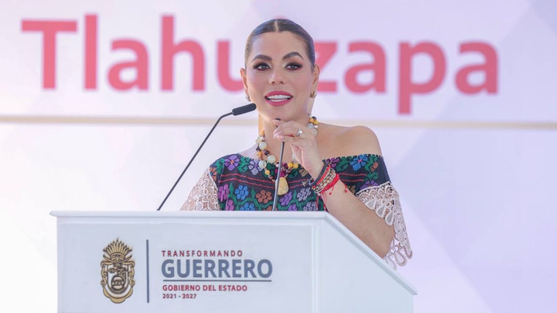 Impulsa Evelyn Salgado obras que transforman caminos, puentes y espacios públicos en el Valle del Ocotito