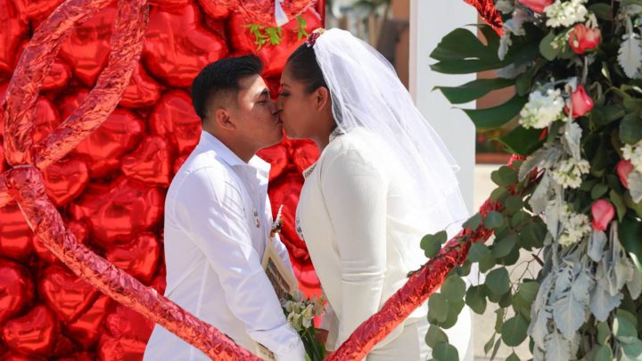 Evelyn Salgado une a más de 500 parejas en bodas colectivas “Nos Casamos” 2026 en Chilpancingo