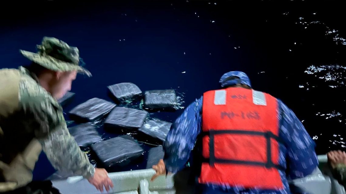 Aseguran más de 2 toneladas de cocaína frente a las costas de Acapulco; golpe al crimen organizado en mares mexicanos